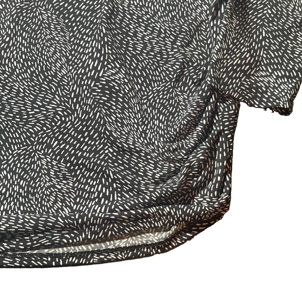 Motherhood Maternity Women’s XL Black White Long Sleeve Ruched Keyhole Top. - Picture 11 of 15